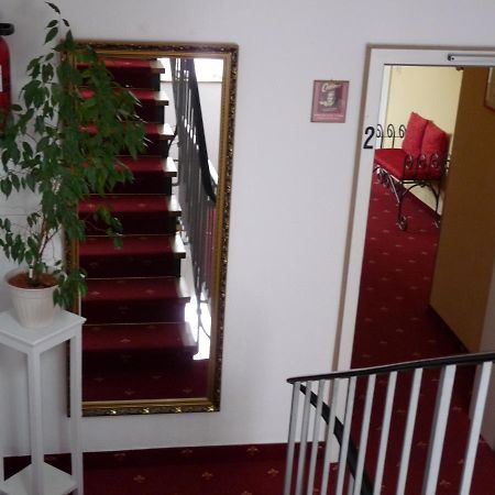 Hotel Geissler Stuttgart Bagian luar foto