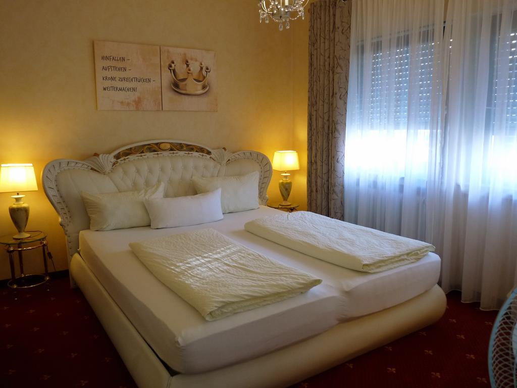 Hotel Geissler Stuttgart Ruang foto