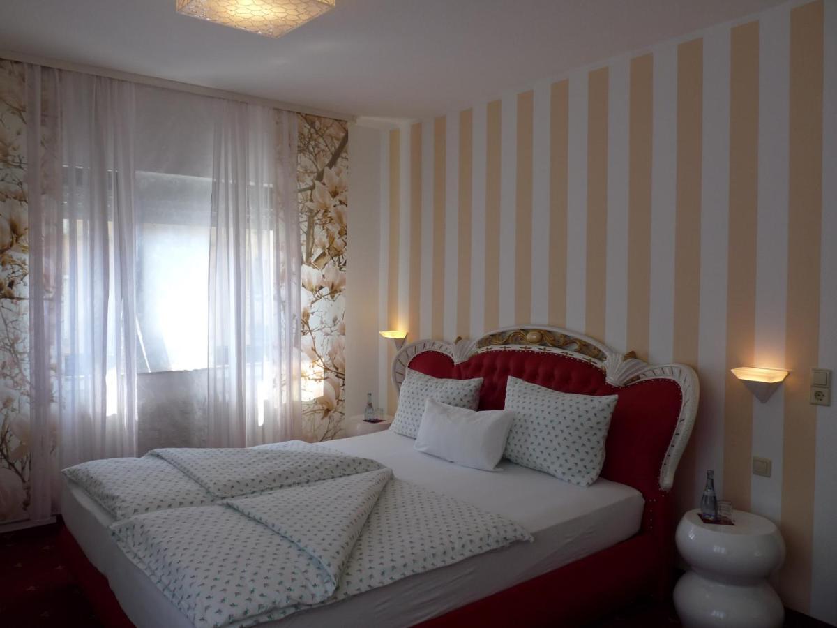 Hotel Geissler Stuttgart Ruang foto